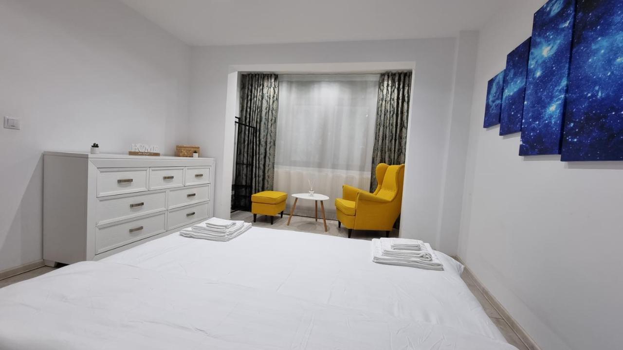 Stone Bridge Apartment Iasi Luaran gambar