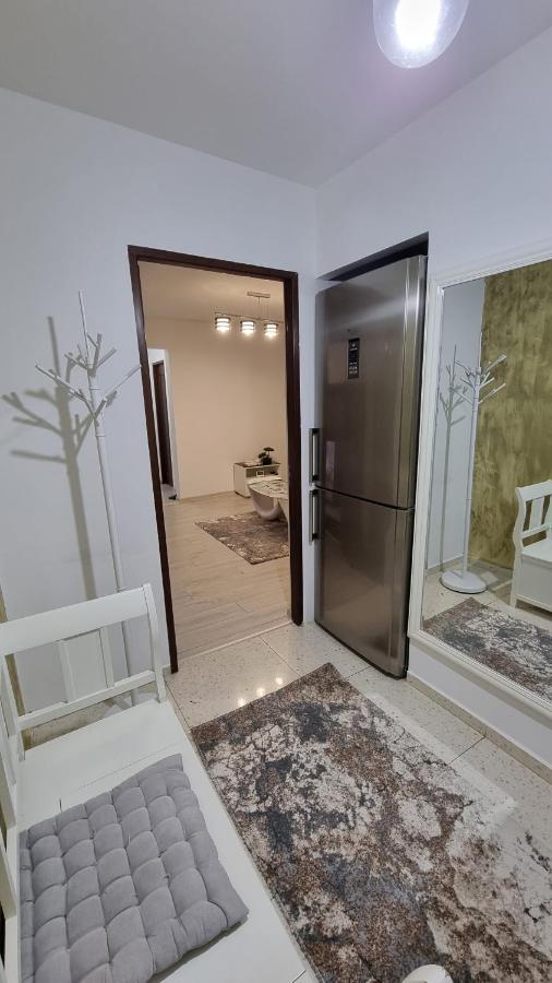 Stone Bridge Apartment Iasi Luaran gambar