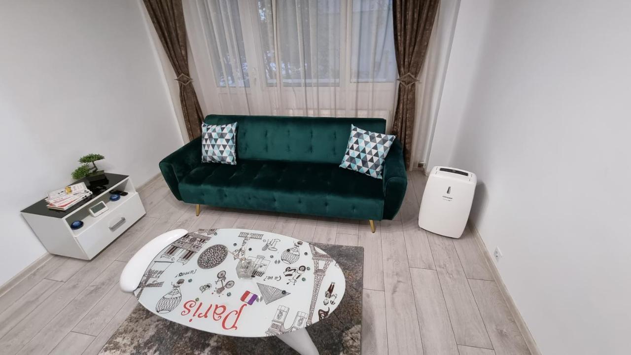 Stone Bridge Apartment Iasi Luaran gambar