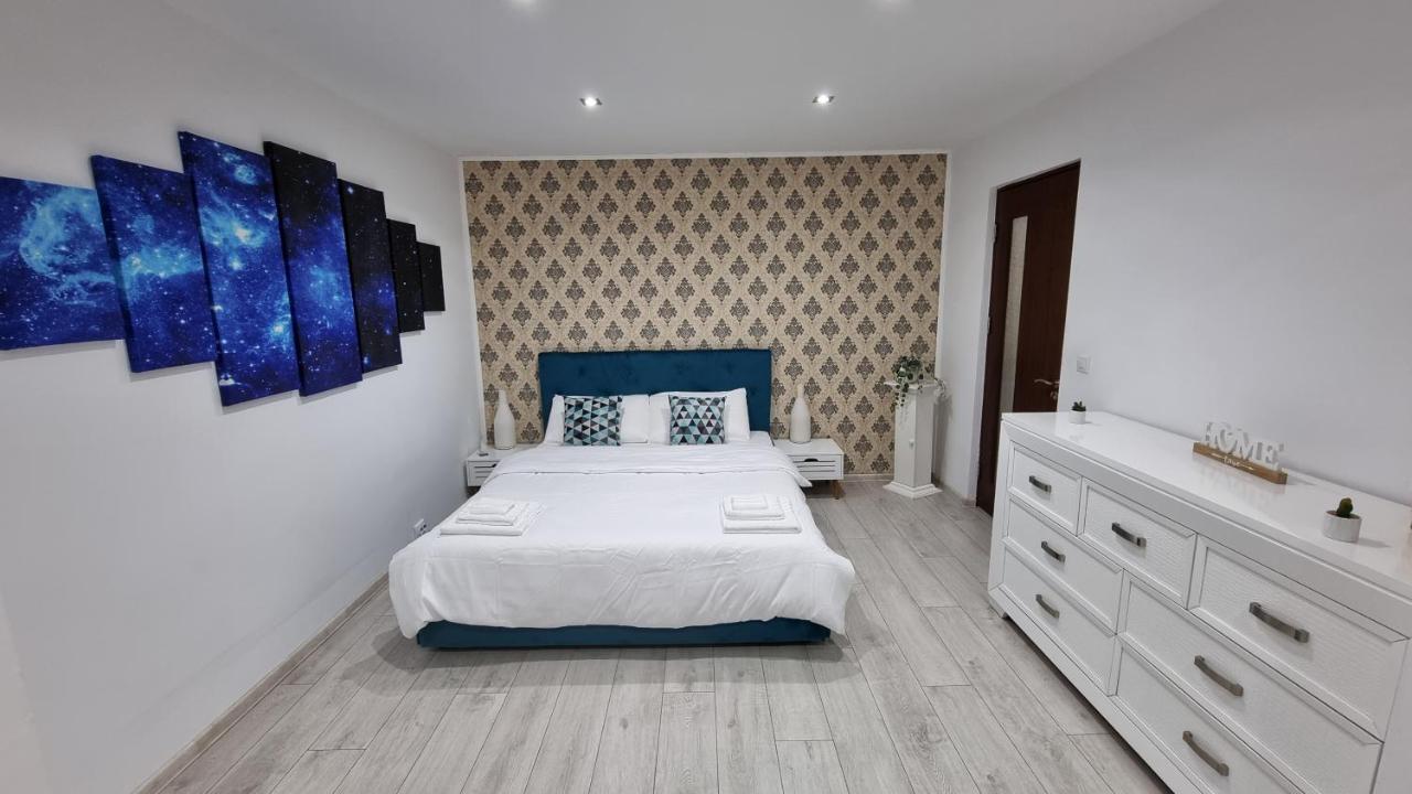 Stone Bridge Apartment Iasi Luaran gambar